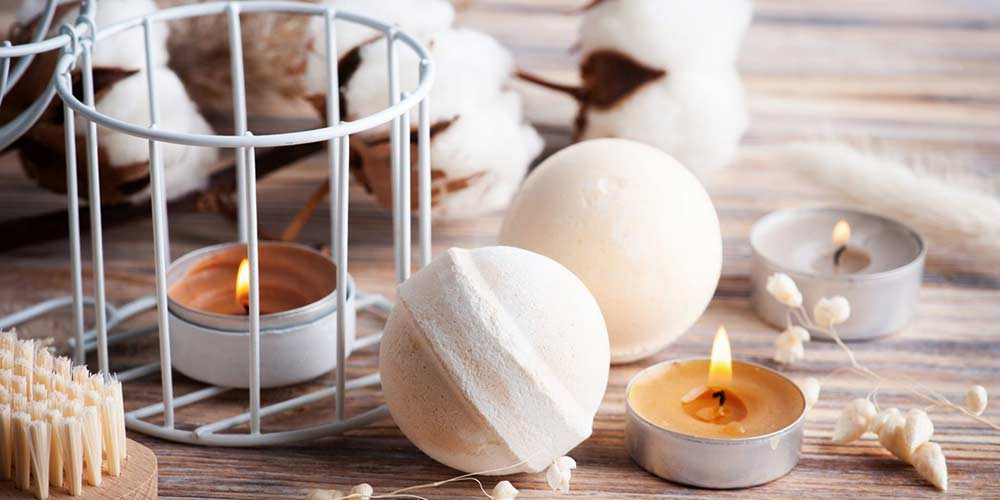 نحوه درست کردن کوکتل پدیکور برای شادابی پوست پا