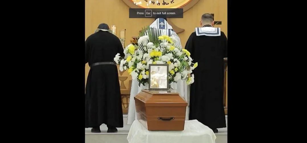 تصویری از تابوت کرم میخائیل تاجر کشته شده بر اثر حمله موشکی ایران به مقر تروریست‌ها در اربیل