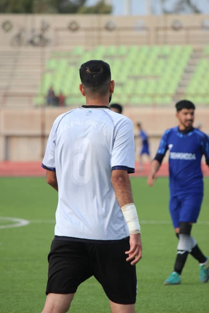 اتفاق تلخ در فوتبال ایران: بازی با لباس پشت و رو!