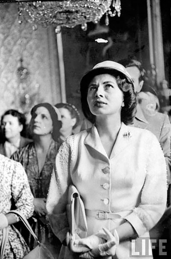 مشاهیر تاریخ معاصر ایران در یک قاب