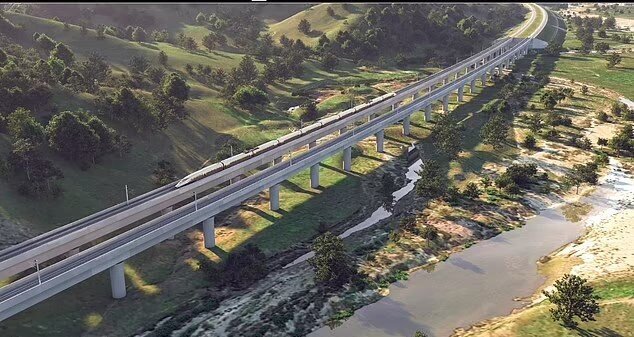 قطار گلوله‌ای سریع‌السیر در کالیفرنیا