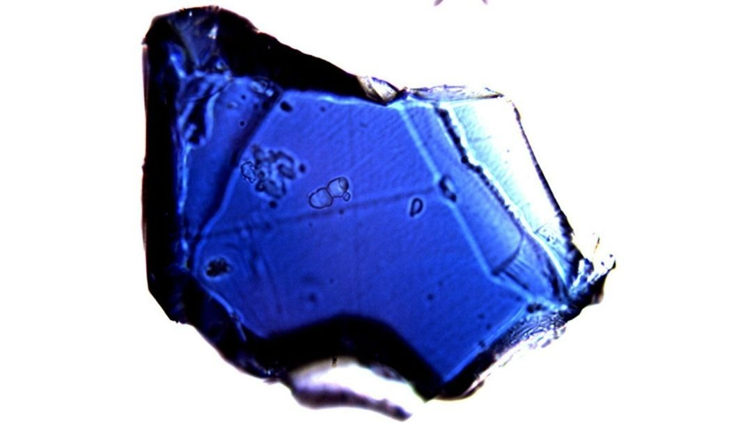 اقیانوس عظیمی از آب زیر پای ما پنهان است