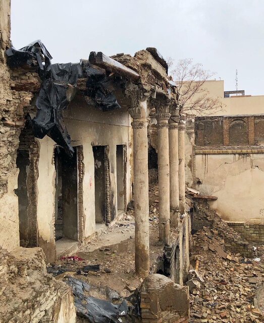 (عکس) تاج عمارت قاجاری «امین‌لشکر» فروریخت
