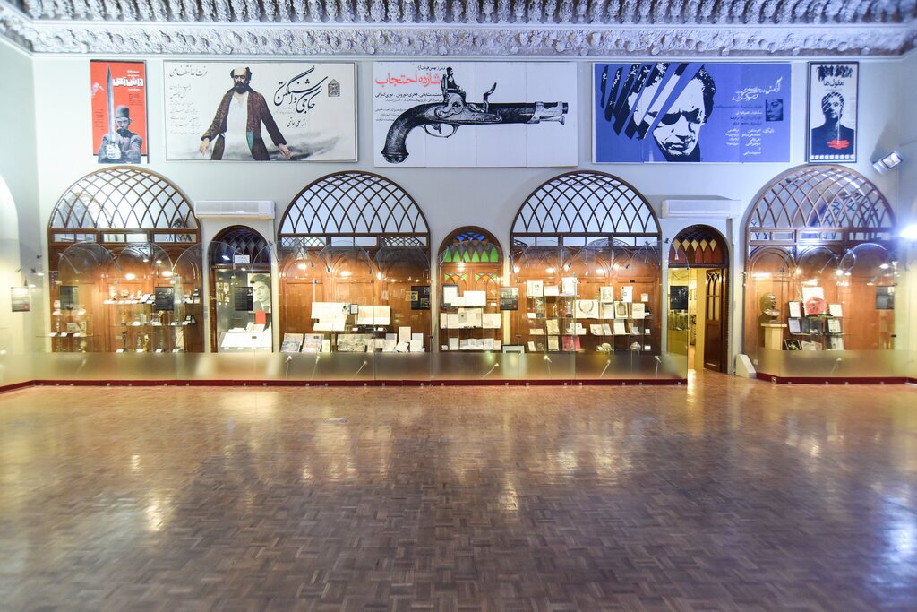 عروسی دختر شاه اینجا برگزار شد!