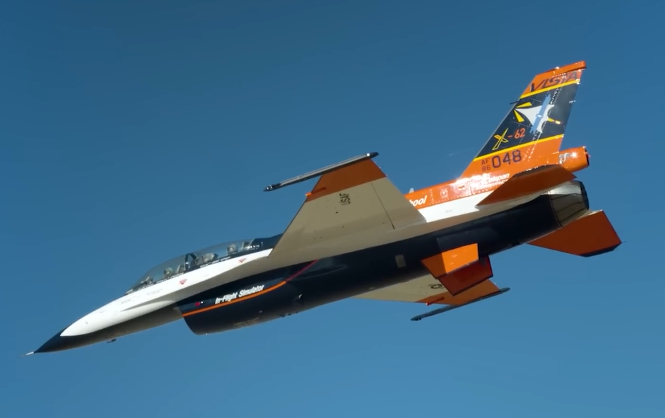 اولین نبرد هوایی بین هواپیمای کنترل شده با هوش مصنوعی و خلبان انسانی