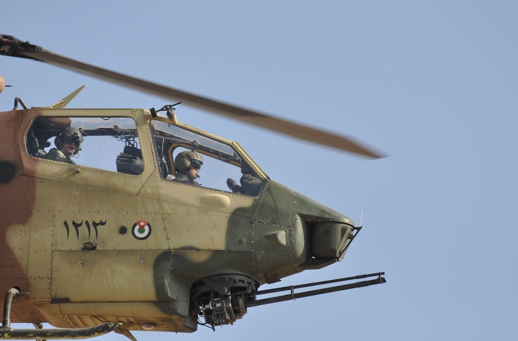 نیروی هوایی سلطنتی اردن چه هواپیما‌ها و هلیکوپتر‌هایی در اختیار دارد؟ در حال تکمیل