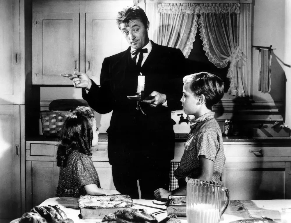 (تصاویر) ۱۳ فیلم نوآر پرتنشی که از ابتدا تا پایان بی‌نقص هستند؛ از Blue Velvet تا Chinatown