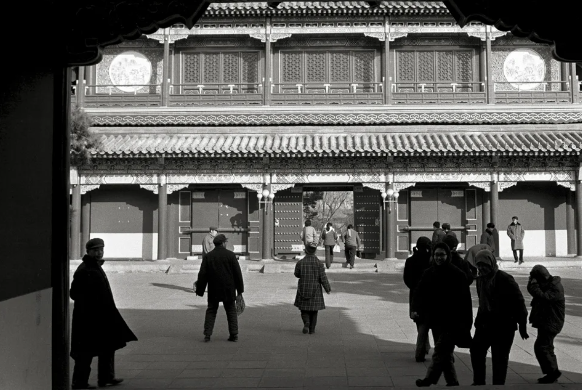 باغ خوش منظره ای که به مقر مخفی قدرت چین تبدیل شد/ با معادل چینی کرملین یا کاخ سفید آشنا شوید باغی با چشم اندازی زیبا که به مقر مخفی قدرت در چین تبدیل شده است/ با