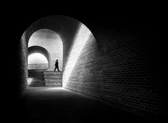 پلازای ایستگاه مترو جهاد تهران برنده جایزه مؤسسه سلطنتی معماران بریتانیا شد