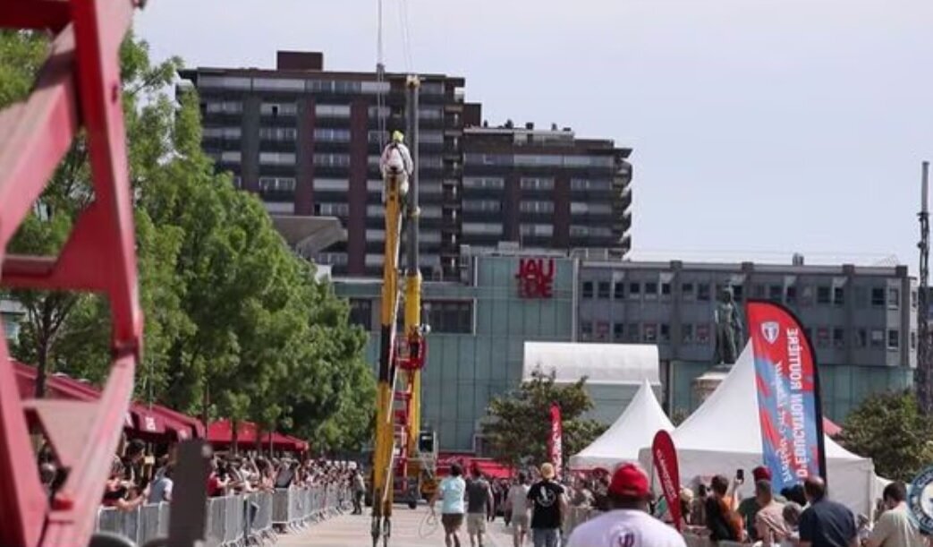 (عکس) بلندترین دوچرخه سوارشدنی که رکورد‌های گینس را به‌دست آورد