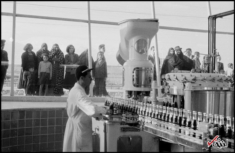 تصویر قدیمی از کارخانه تولید نوشابه