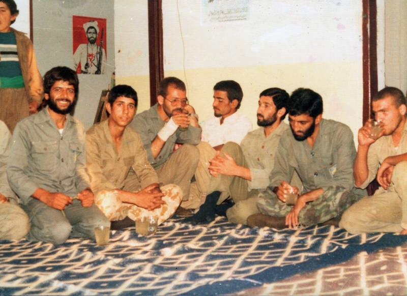 (تصویر) عکس کمتر دیده شده از احمد متوسلیان