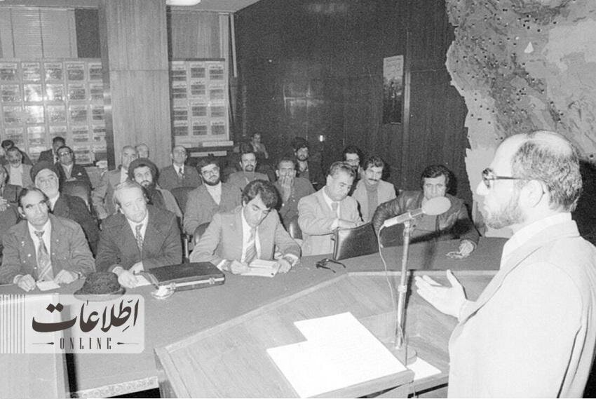 تصاویری کمتر دیده شده از موسوی خوئینی‌ها و میرسلیم کنار یکدیگر؛ ۴۵ سال قبل!