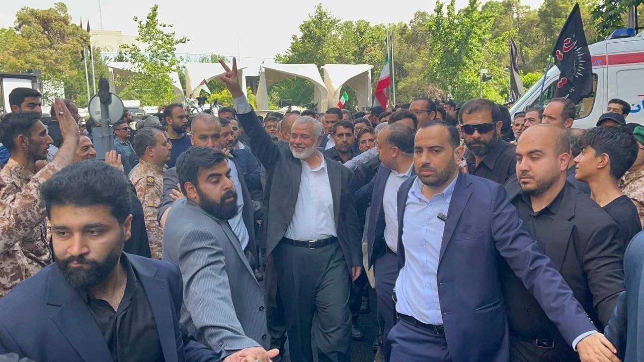 آخرین تصویر حضور شهید هنیه در دانشگاه تهران