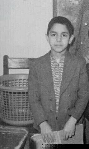 (تصویر) تصویری از کودکی مهران مدیری در دوران مدرسه