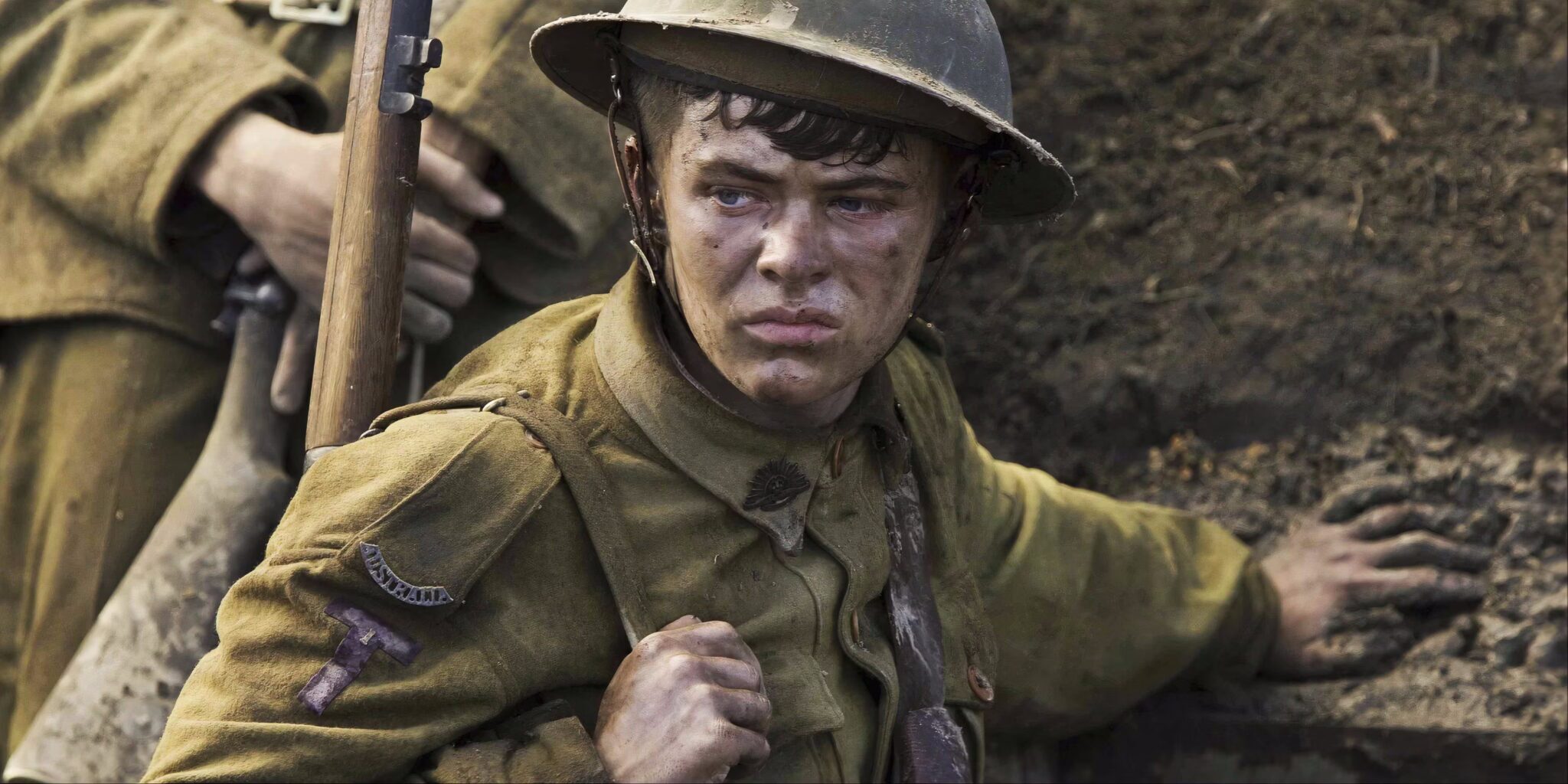 ۱۰ فیلم جنگی برتر دهه ۲۰۱۰ تا ۲۰۲۰؛ از Land of Mine تا Beneath Hill ۶۰