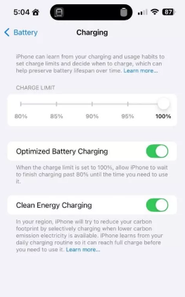 اگر شارژر آیفون شما کُند باشد، iOS ۱۸ هشدار می‌دهد