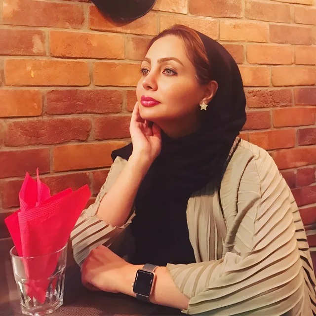 (تصاویر) زندگی خصوصی، عکس‌های شخصی و بیوگرافی سارا احمدیان ////