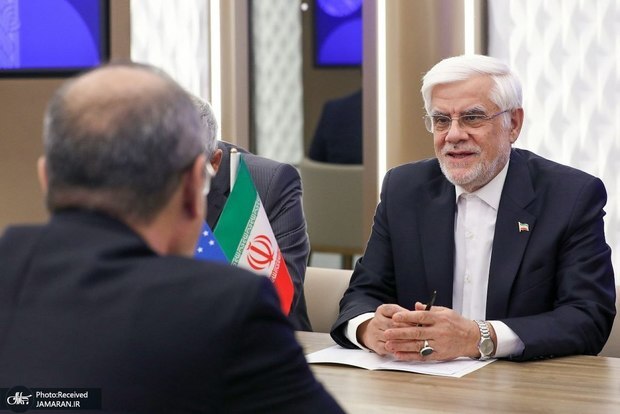 شباهت عارف و نخست وزیر ازبکستان جلب توجه کرد