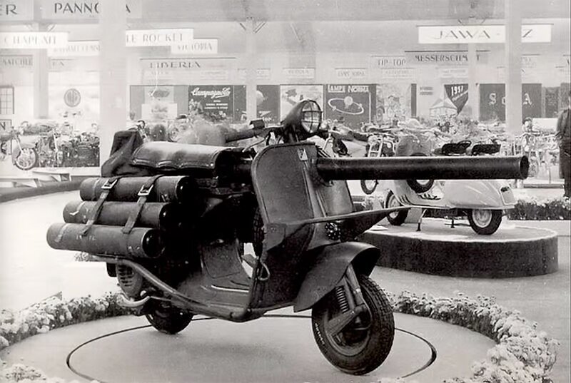 (تصاویر) موتورسیکلتی مجهز به توپخانه!