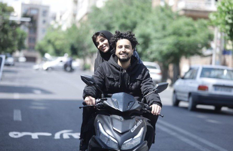 سحر دولتشاهی ترک موتور مهراد صدیقیان نشست (تصویر)