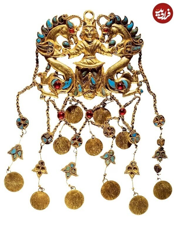 (تصاویر) زنان این گورستان با طلا و زمرد دفن شدهاند/// (تصاویر) زنان این گورستان با طلا و زمرد دفن شدهاند///