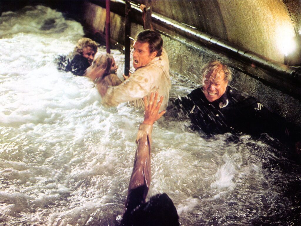 ۱۰ فیلم مهیج و دیدنی در مورد زلزله؛ از The Impossible تا The Wind Rises