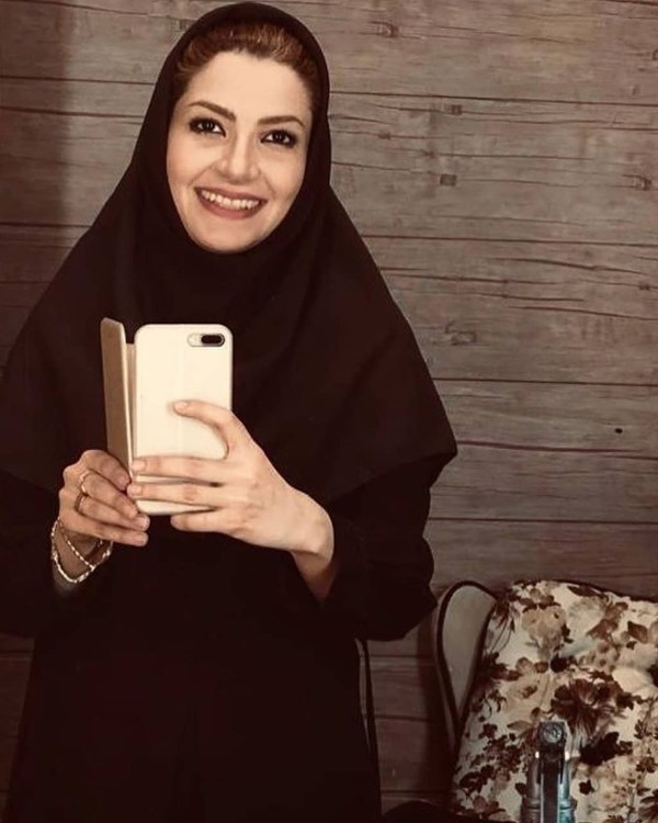 بیوگرافی، عکس‌های شخصی و زندگی خصوصی ملیکا زارعی؛ خاله شادونه (تصاویر)///