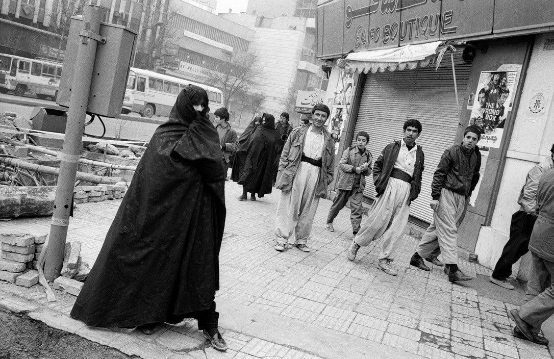 قاب خاصی که از زنان تهرانی در سال ۶۵ ثبت شد