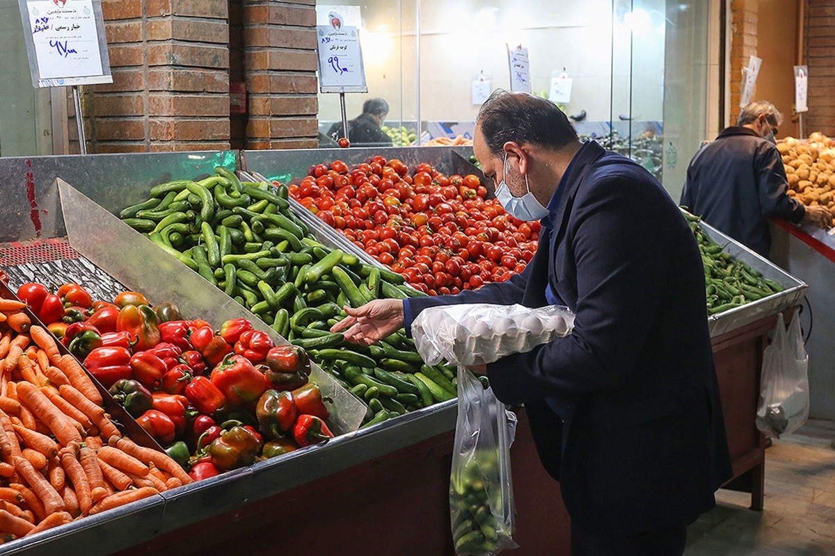 بلوای خیار و گوجه‌فرنگی در بازار!