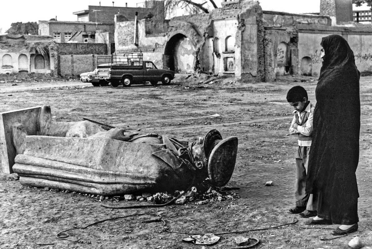 آخرین لحظات محمدرضا شاه در ایران