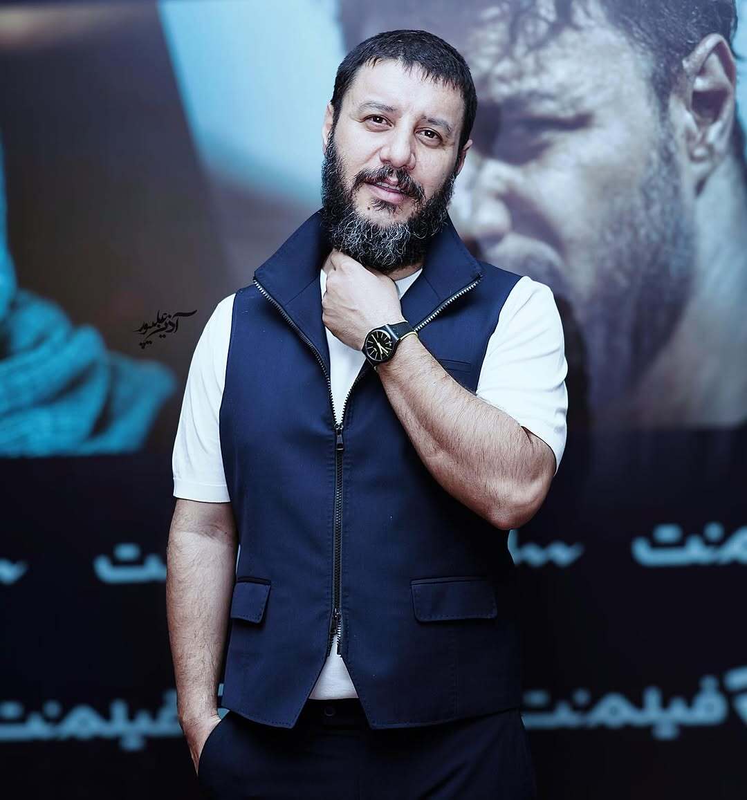 تصویر؛ جواد عزتی با چهره ای متفاوت در جشن اکران سریال وحشی به کارگردانی هومن سیدی