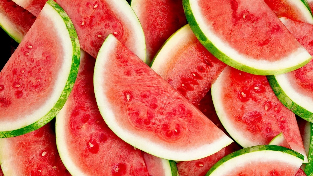 چگونه یک هندوانه‌ی خوش‌طعم انتخاب کنیم؟ / ترجمه